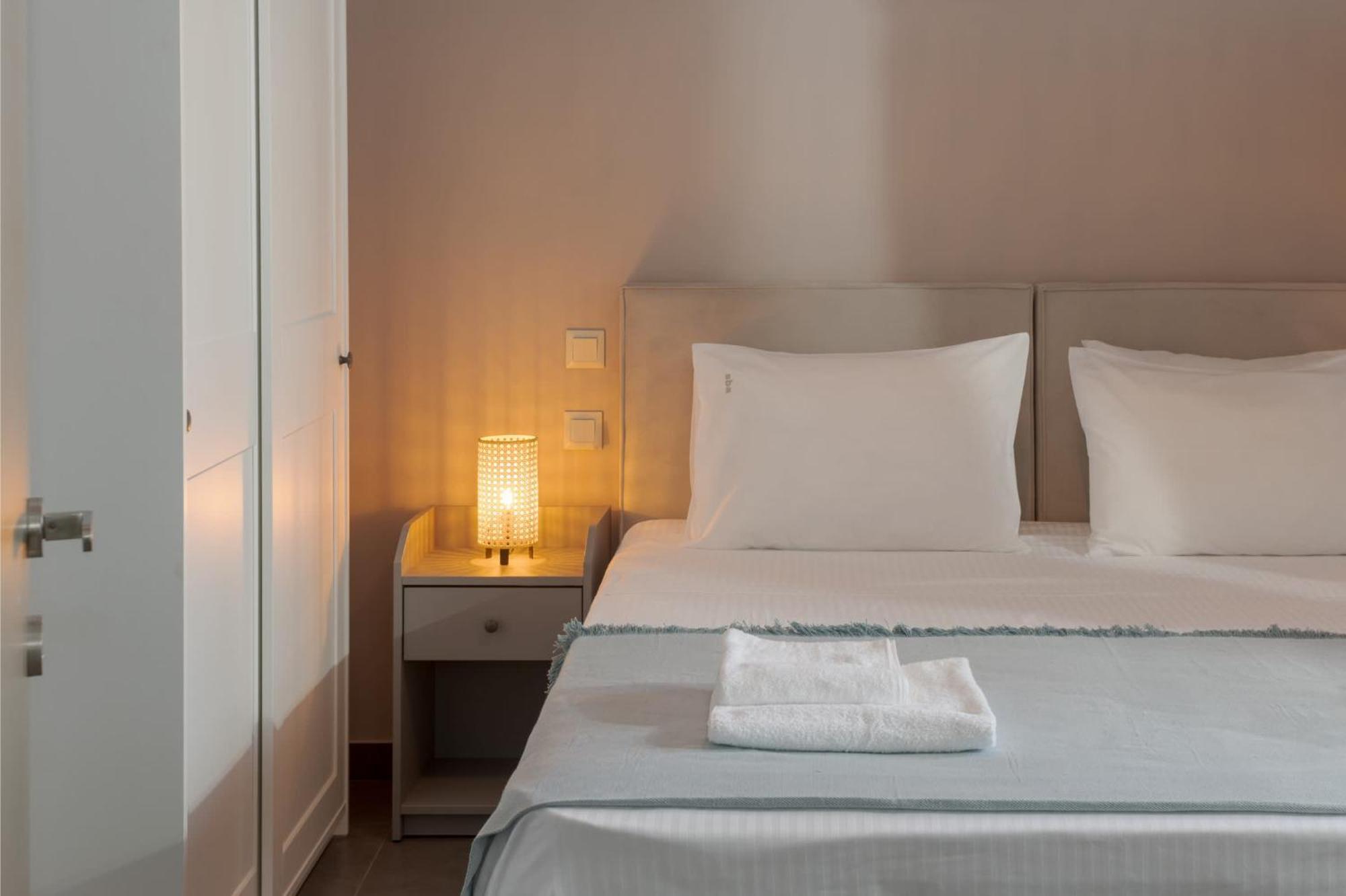Cozy 1-bedroom Boutique With A Patio Apartment Heraklion (Crete)